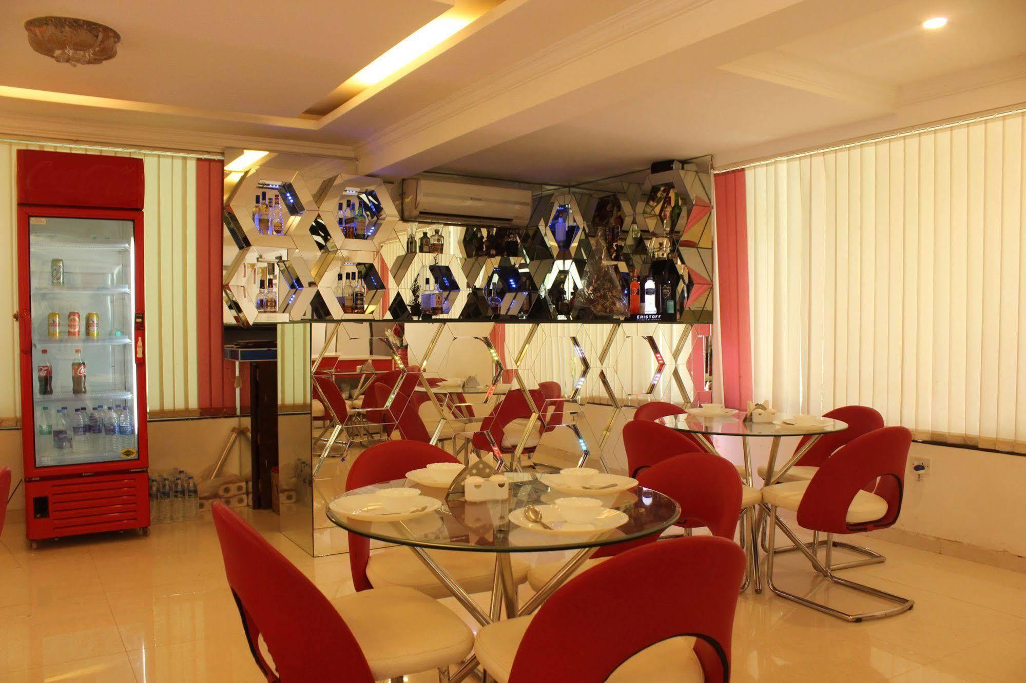 Royal Mirage Hotel Goa Ngoại thất bức ảnh